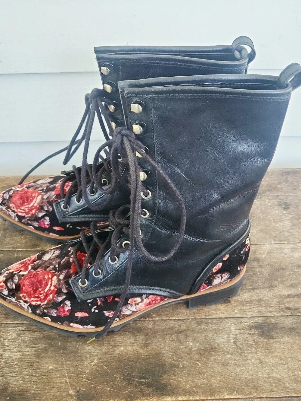NWT Luxury Rebel Gretchen Vegan Floral Velvet Lace Up Point Toe Boots Sz 7 - Picture 14 of 15